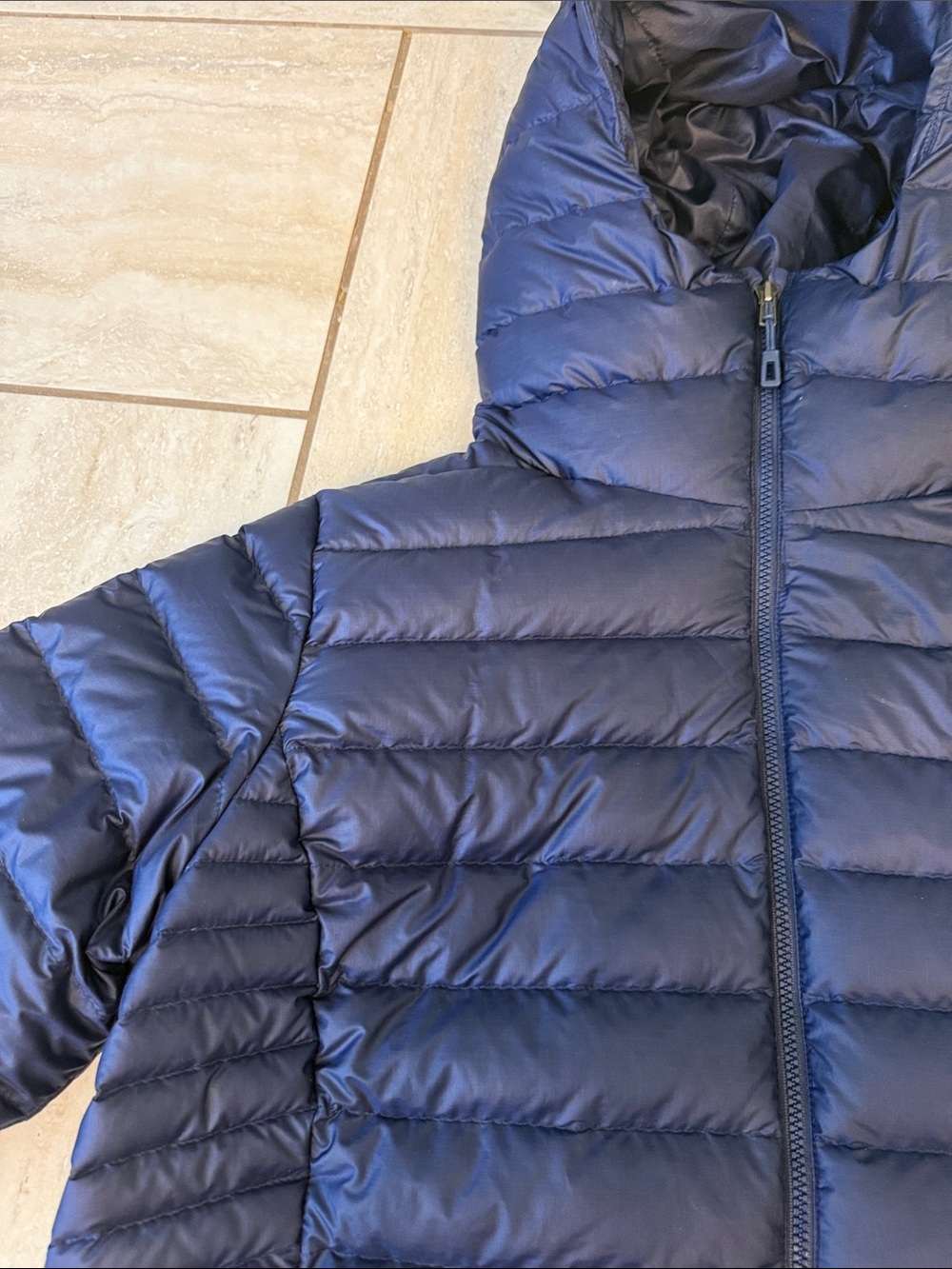 PATAGONIA Women’s Down Sweater Hoody, size XL - Picture 3 of 16